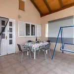 Apartamento Alenka Near The Brodarica (Sibenik-Knin)
